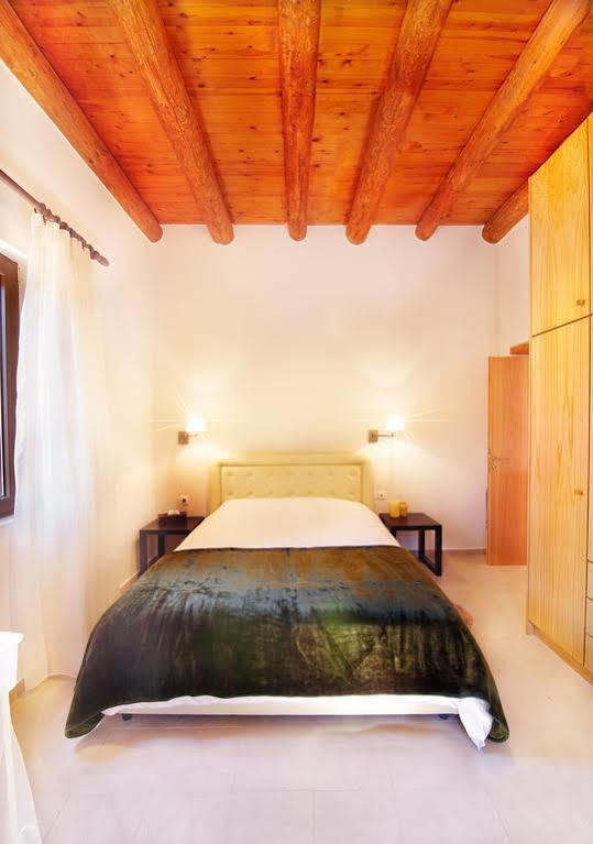Villa Zoúrva Dış mekan fotoğraf